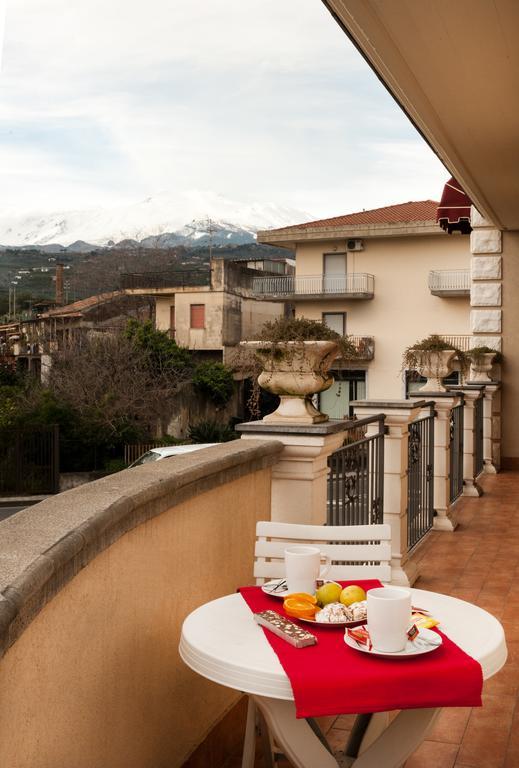 Le Case Di Seba Mascali Exterior foto